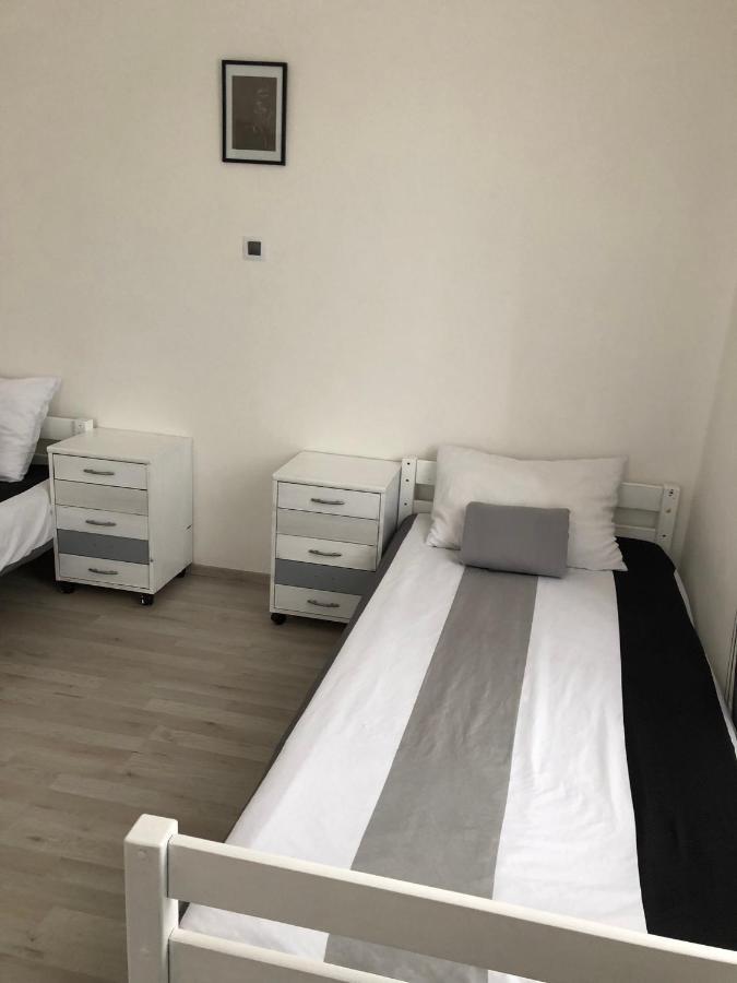 Mija Apartman S Vinnym Sklipkem, Zahradou A Grilem Kajov Екстер'єр фото