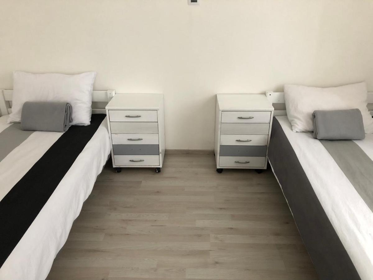 Mija Apartman S Vinnym Sklipkem, Zahradou A Grilem Kajov Екстер'єр фото