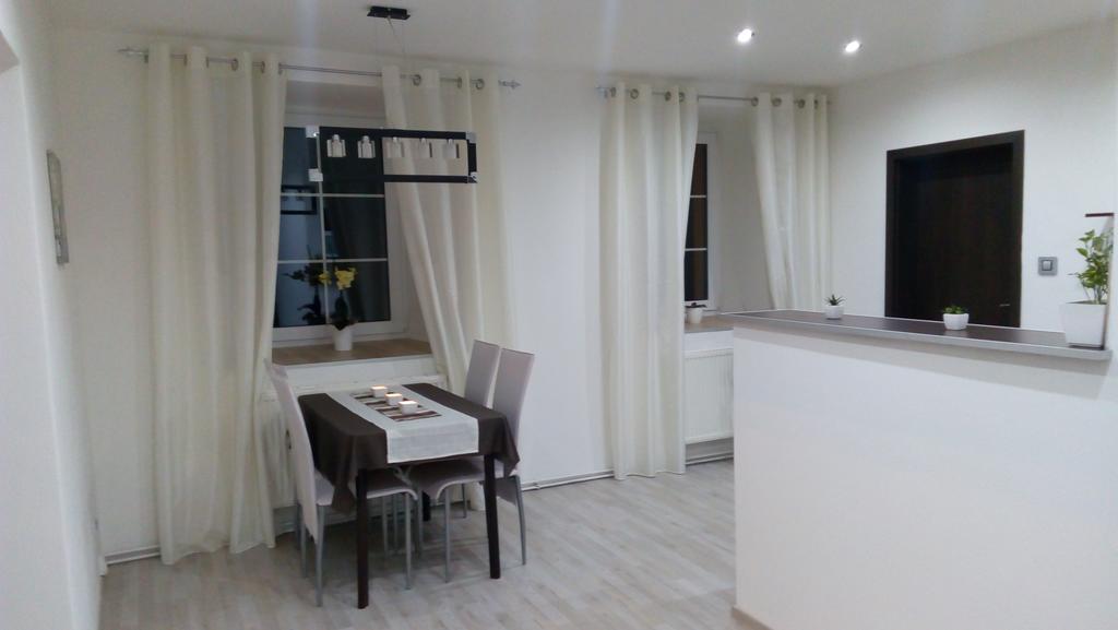Mija Apartman S Vinnym Sklipkem, Zahradou A Grilem Kajov Екстер'єр фото